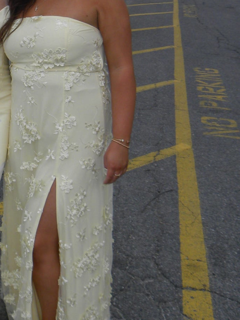 Elegant Yellow Lace & Satin Evening Dress for Women